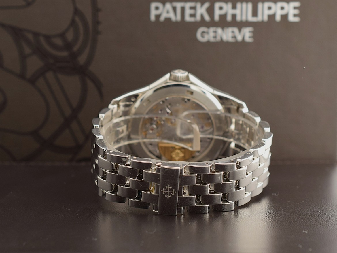 5131/1P-001 Platinum World Time