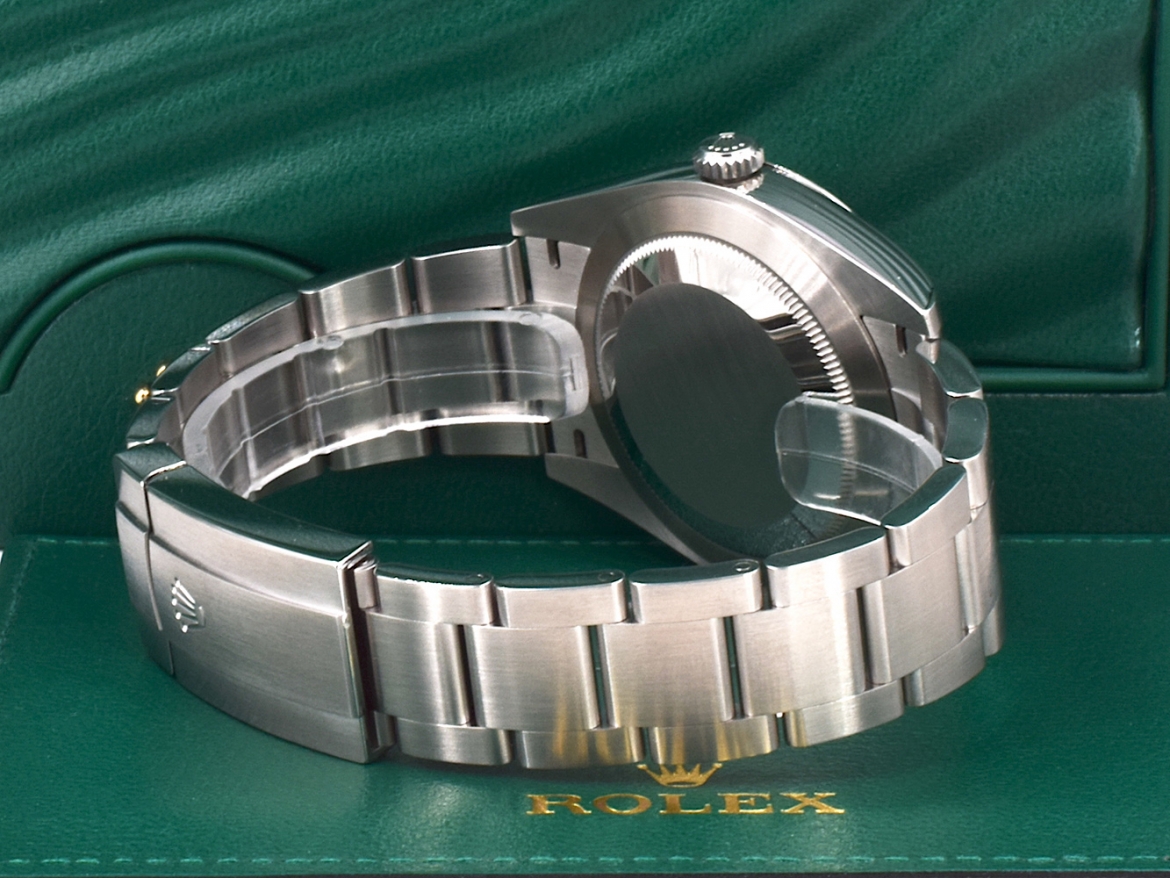 124300 "Celebration" 41mm - New 2024