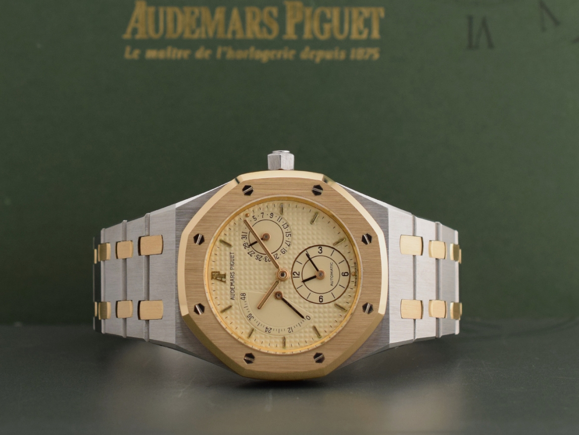 Dual Time Vintage  Ref 25730SA Gold Steel Papers  like new