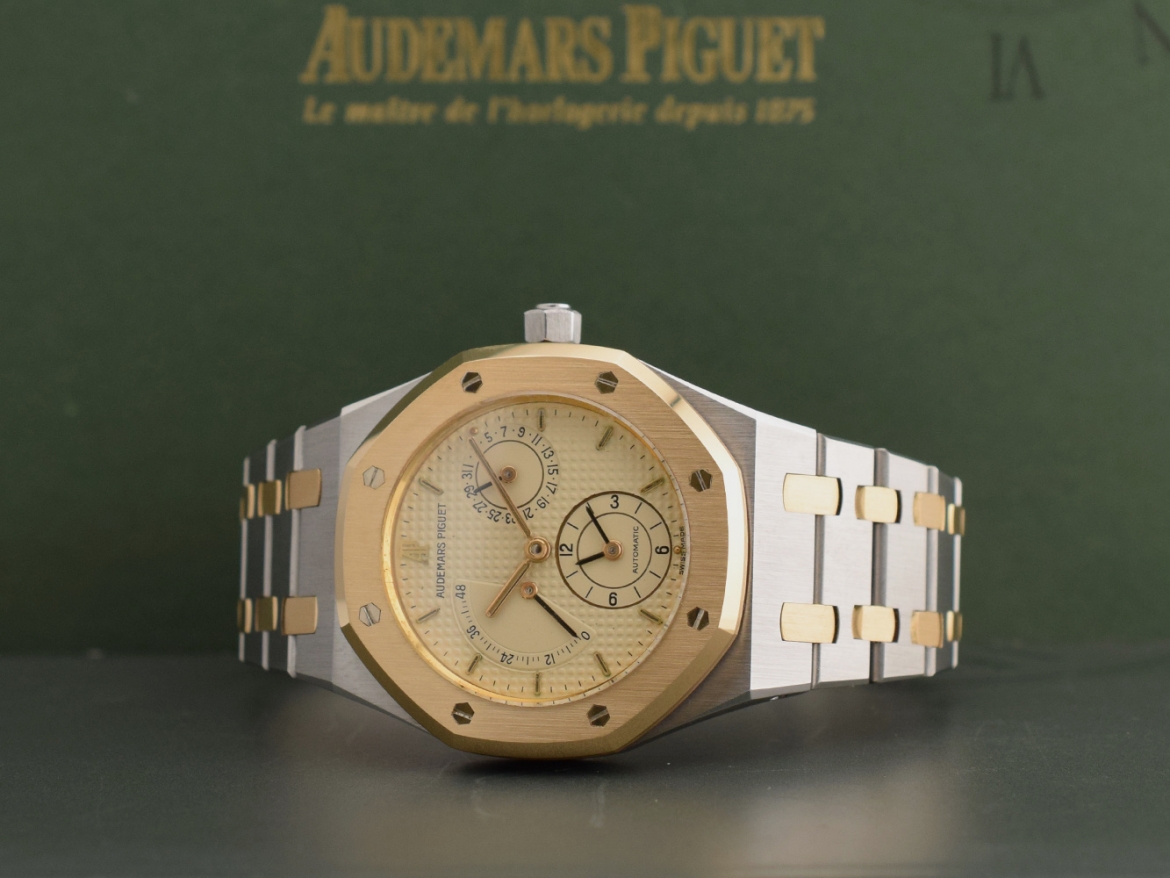 Dual Time Vintage  Ref 25730SA Gold Steel Papers  like new