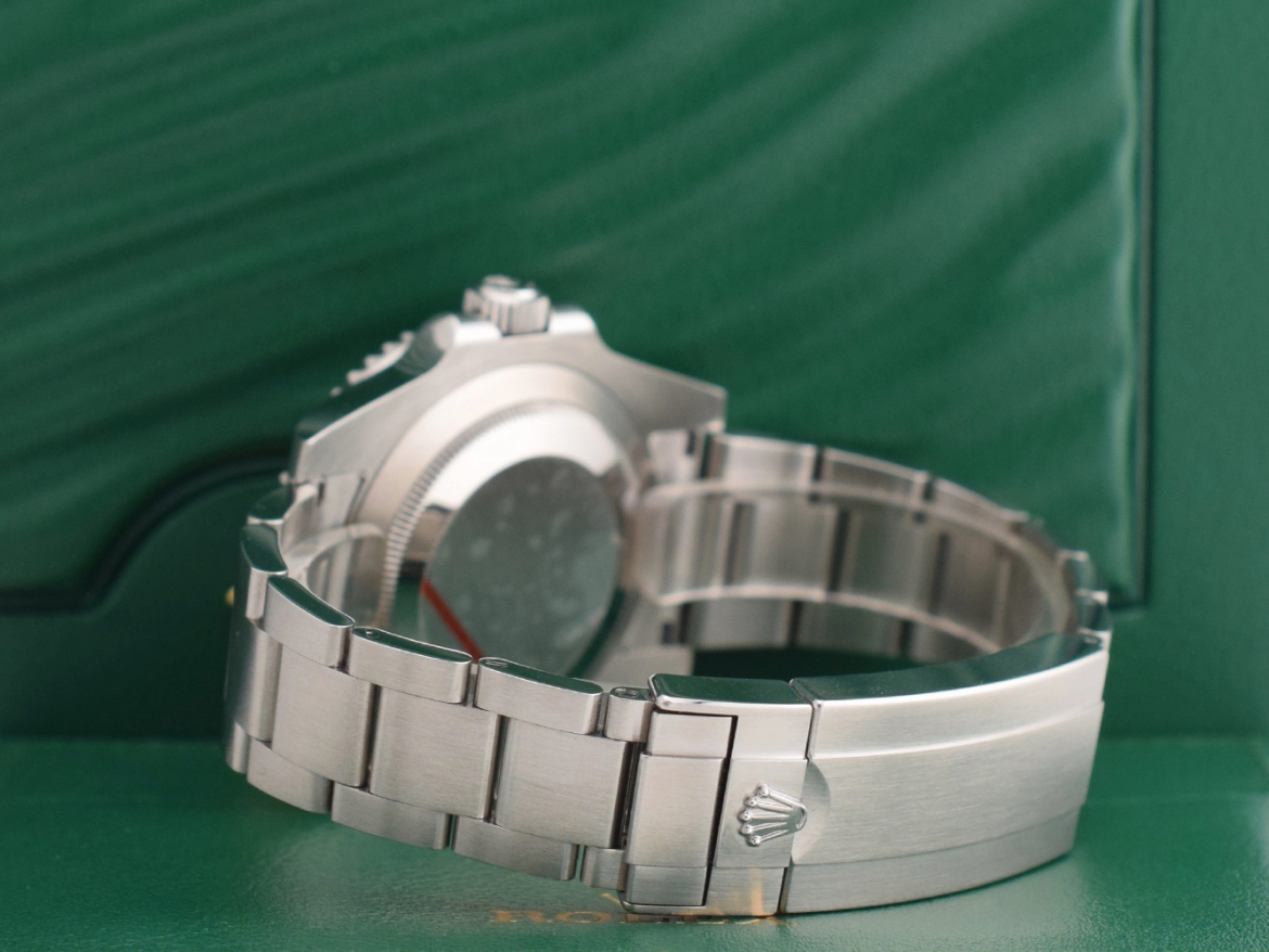 116610LN Like new 2012 - Full set