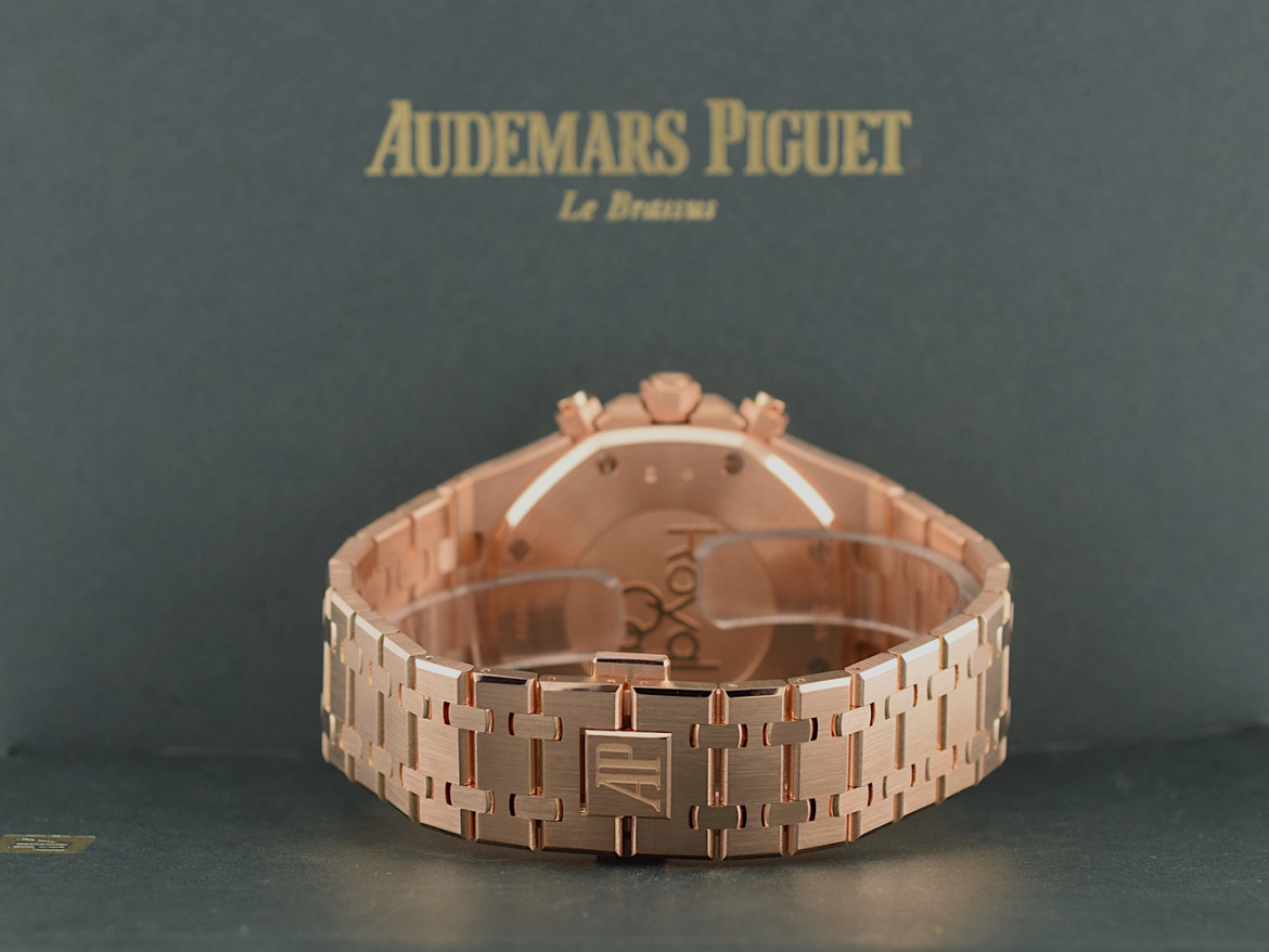 26320OR Chronograph Certified - Like new 2017