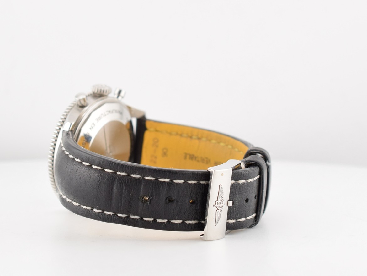 Avi Chronograph 42