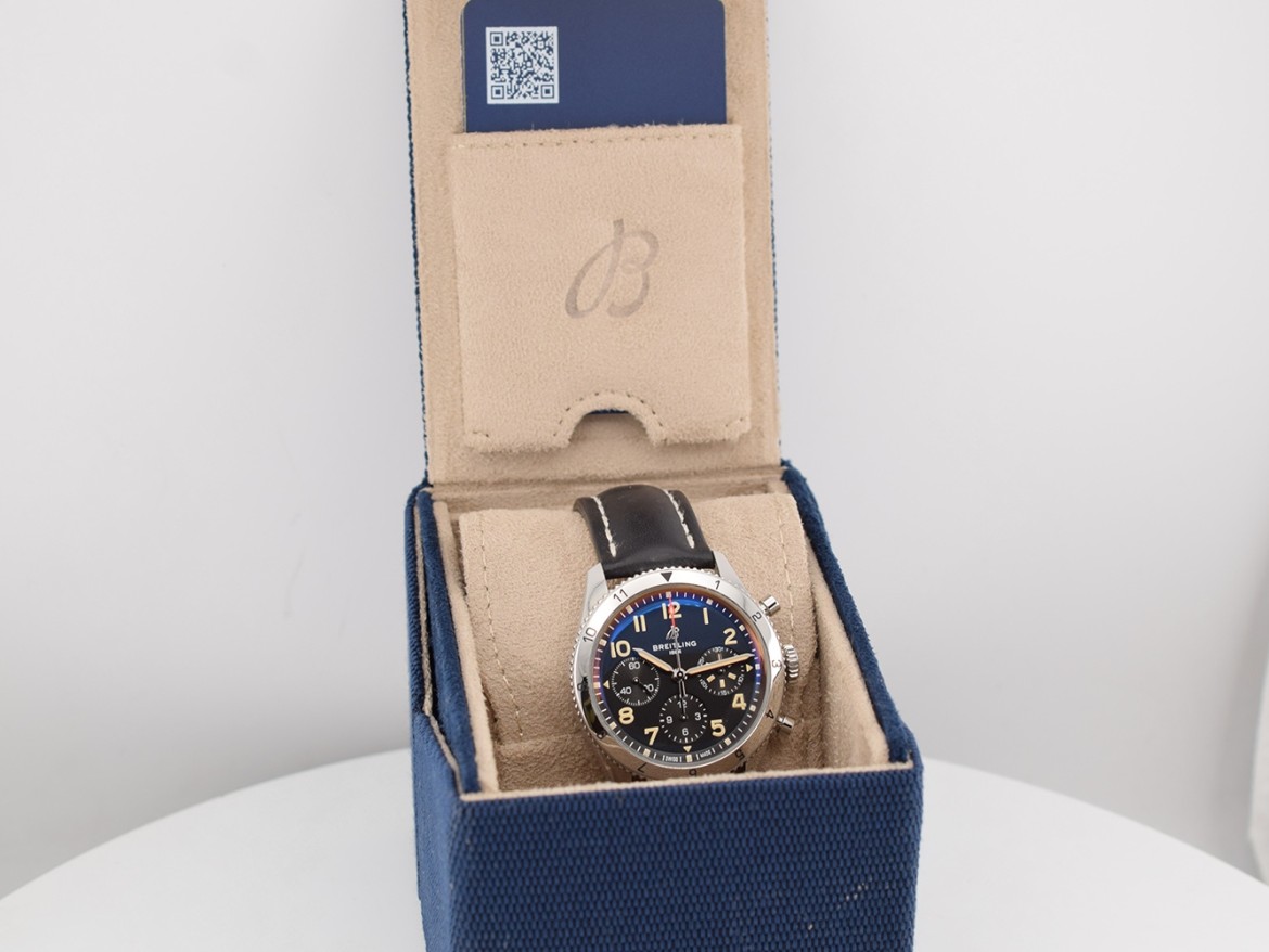 Avi Chronograph 42