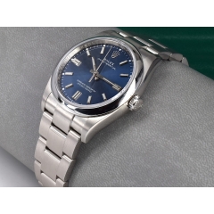 36mm blue Like new. Full set