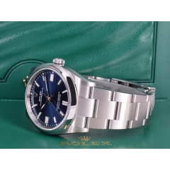 36mm blue Like new. Full set