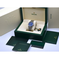 36mm blue Like new. Full set