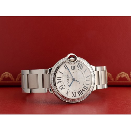 W4BB0017 Diamond bezel - Like new 2019