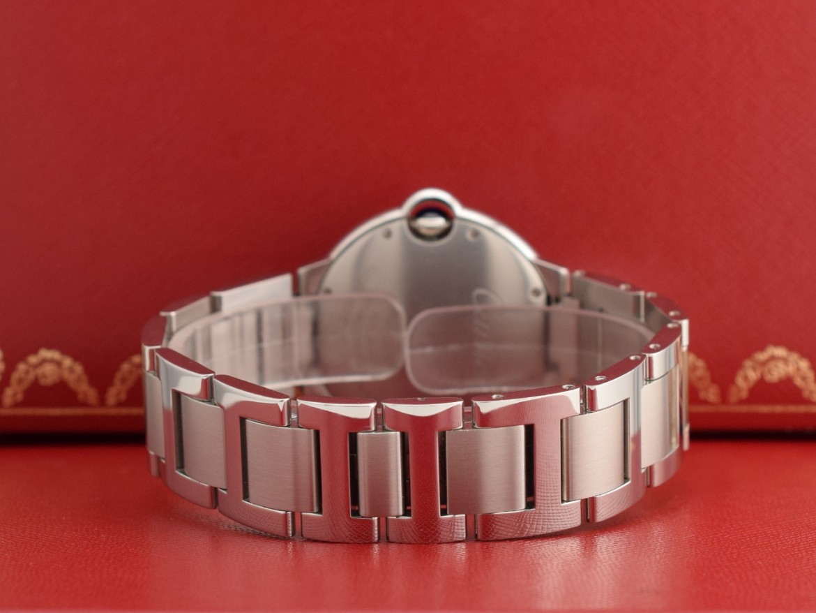 W4BB0017 Diamond bezel - Like new 2019