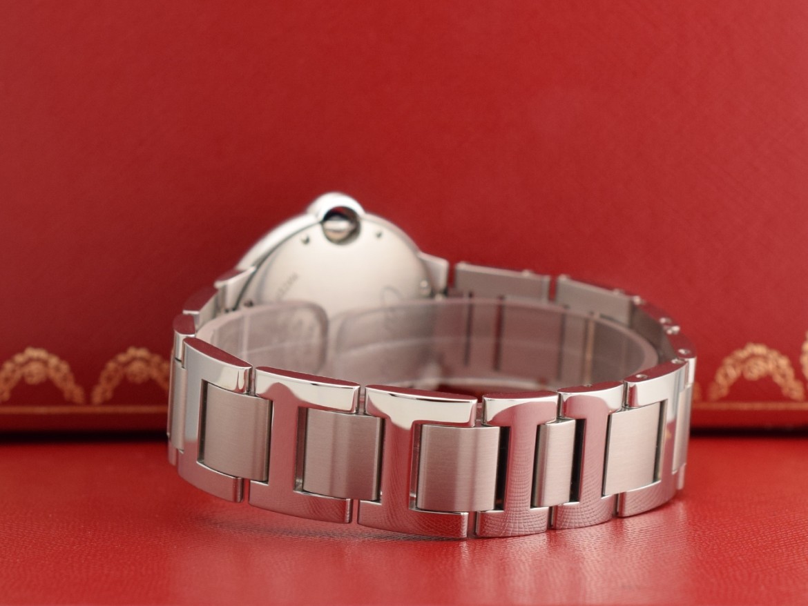W4BB0017 Diamond bezel - Like new 2019