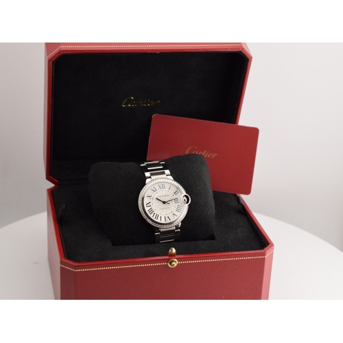 W4BB0017 Diamond bezel - Like new 2019