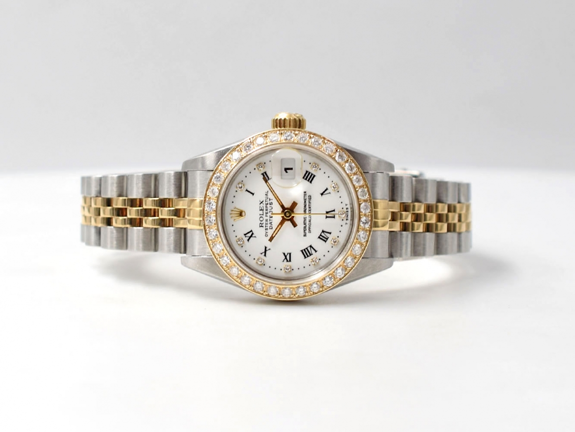 69173 White Roman Dial With Diamonds & After Diamonds Bezel - Full Set 26mm