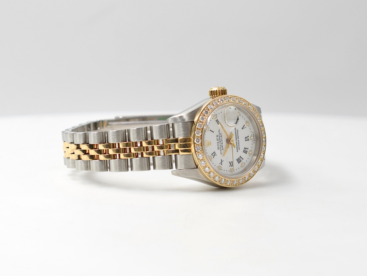 69173 White Roman Dial With Diamonds & After Diamonds Bezel - Full Set 26mm