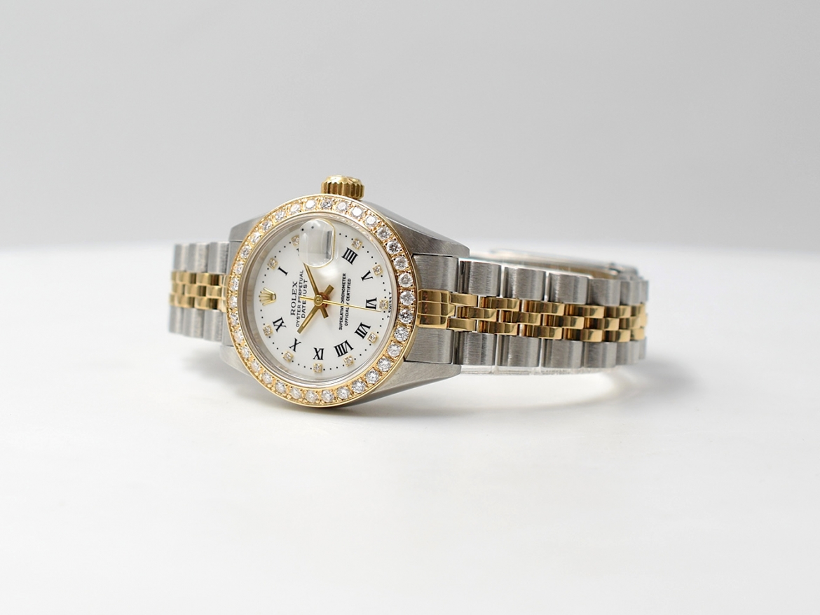 69173 White Roman Dial With Diamonds & After Diamonds Bezel - Full Set 26mm