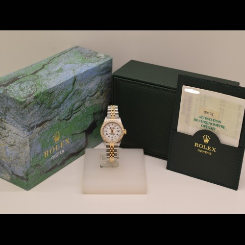 69173 White Roman Dial With Diamonds & After Diamonds Bezel - Full Set 26mm