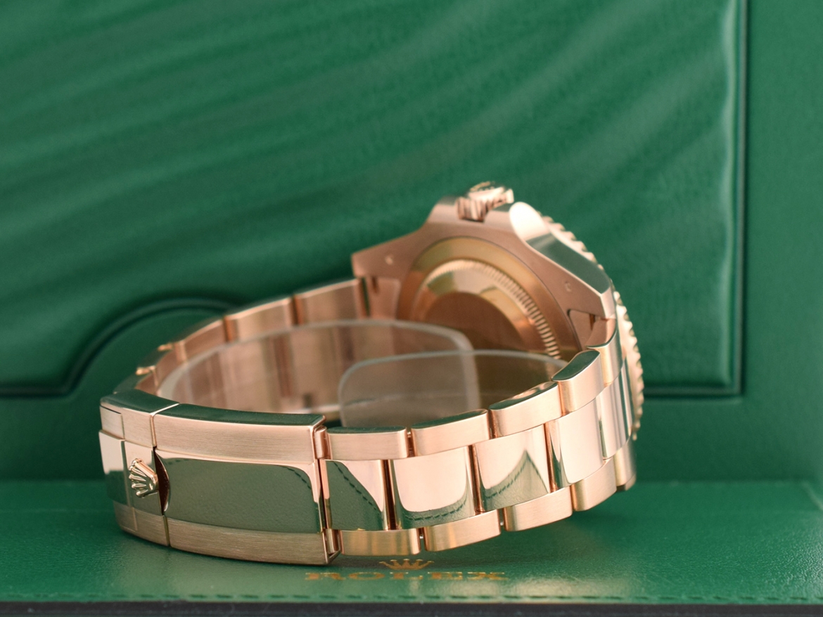 126715CHNR - Like New Full Set ITA