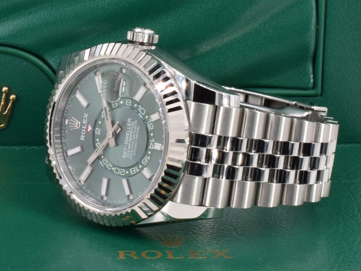 336934 Green - New 2024