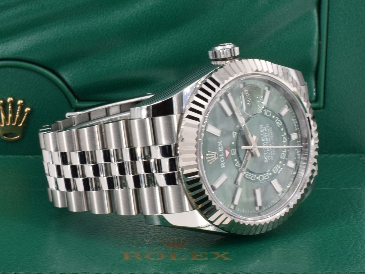 336934 Green - New 2024