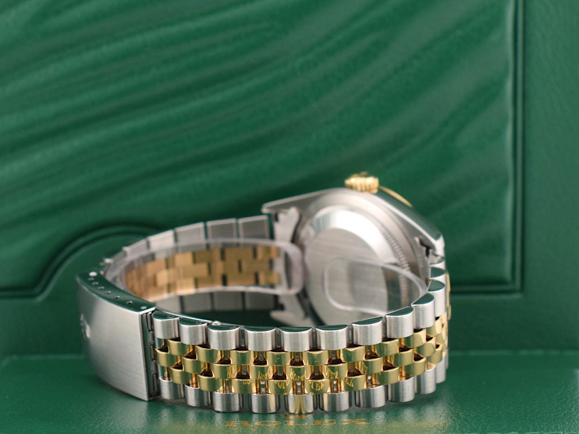 16233 Gold Dial With Big Diamonds - Full Set