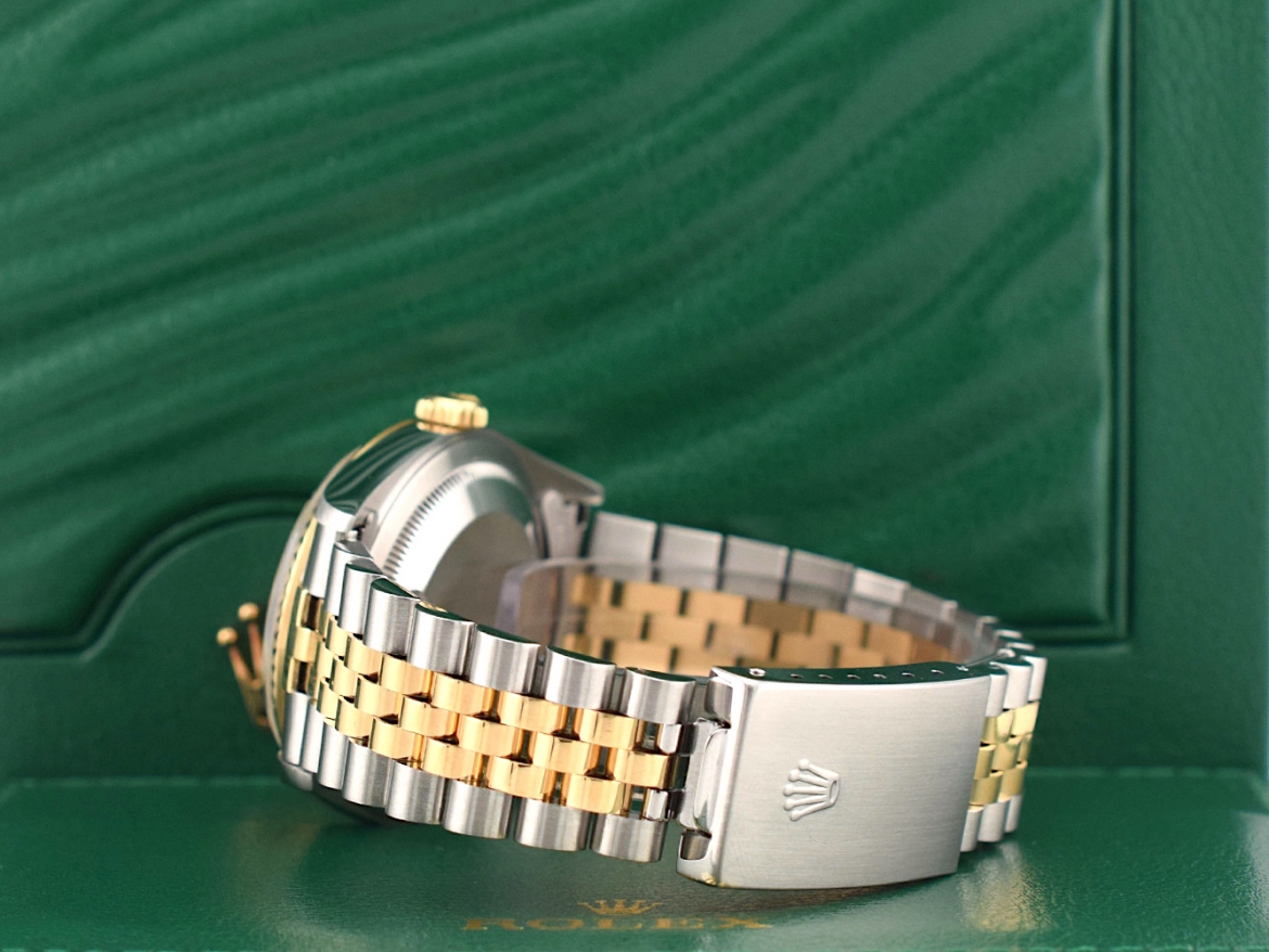 16233 Gold Dial With Big Diamonds - Full Set