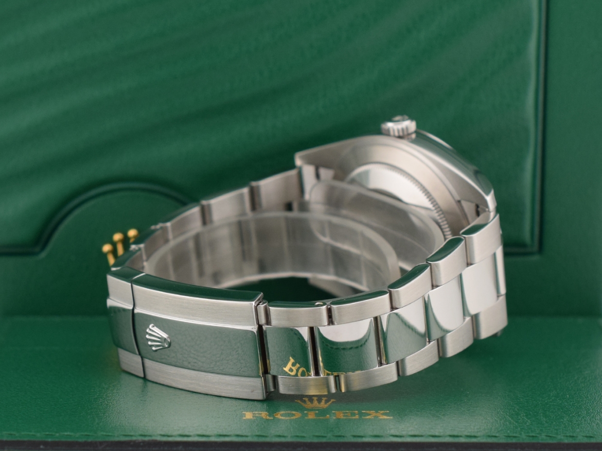 126300 Black Index Dial - Full Set 2018 41mm