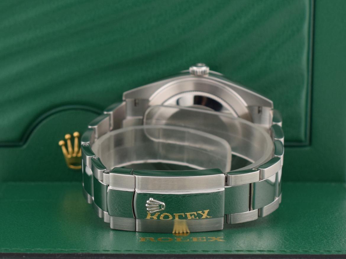 126300 Black Index Dial - Full Set 2018 41mm