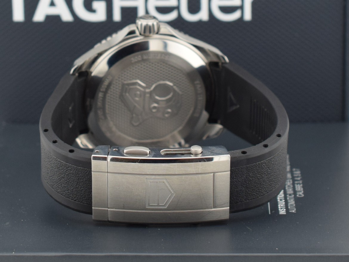 Professional 300 Date 42mm  2024