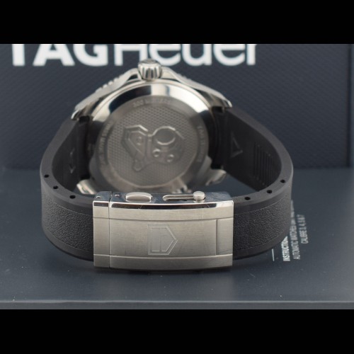 Professional 300 Date 42mm  2024