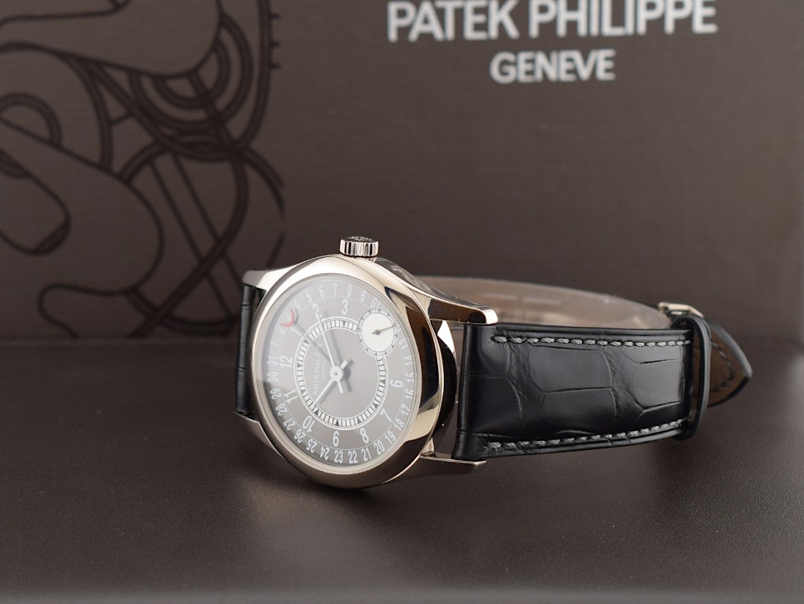 White Gold Black Dial Rare 6000G-001