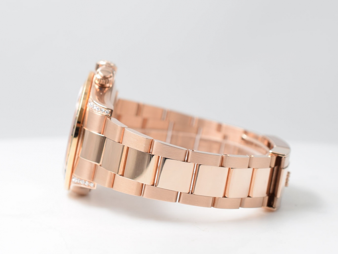 Rose Gold Diamond After Set  Rainbow Bezel