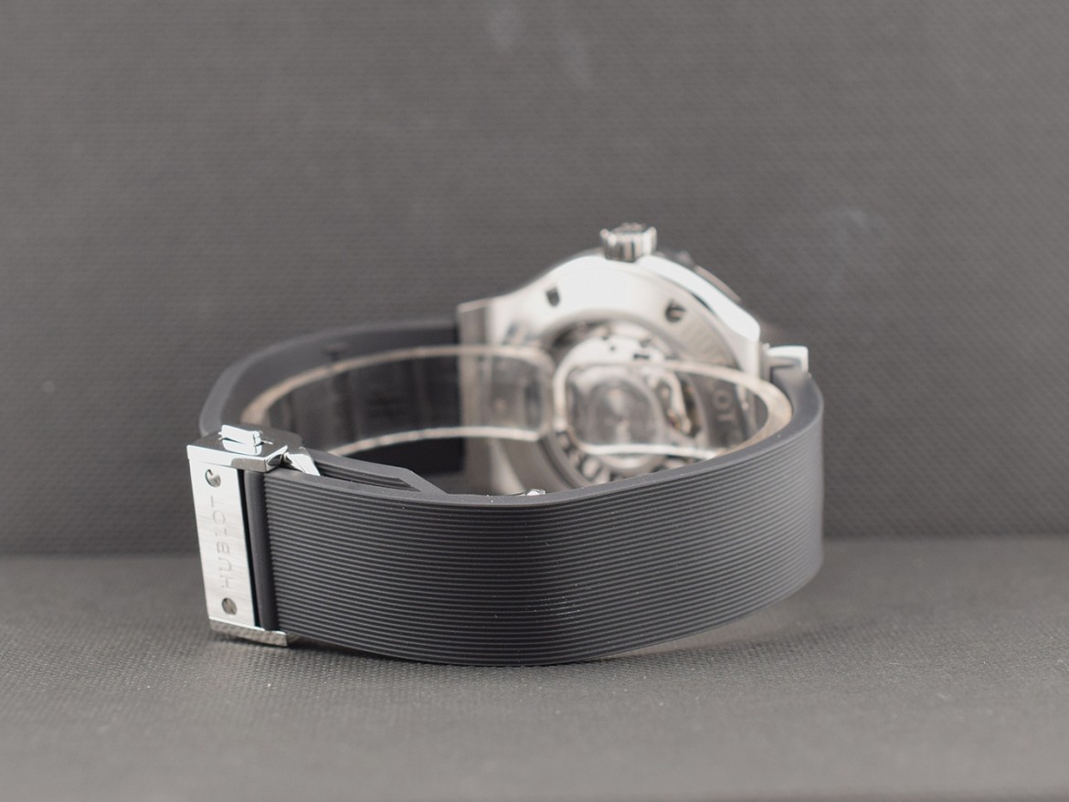 Classic Fusion 38mm black dial