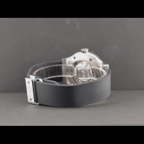 Classic Fusion 38mm black dial