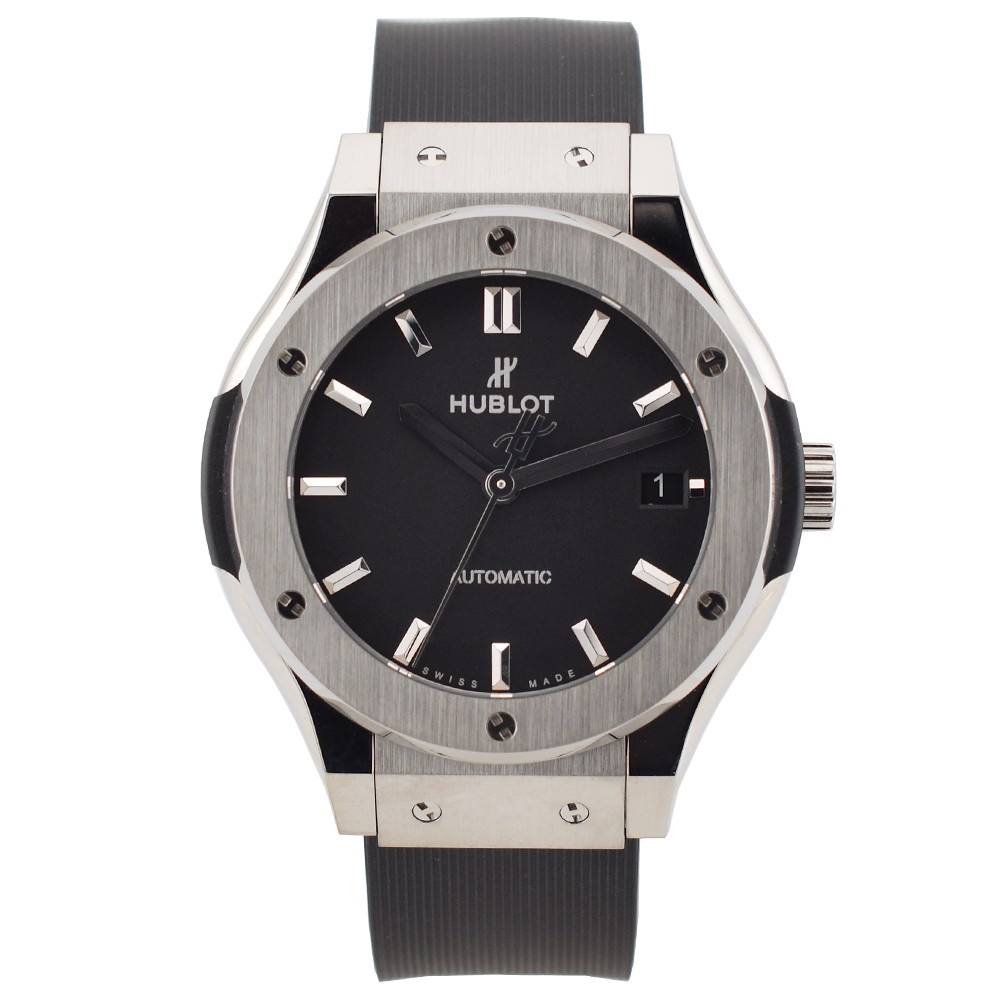 Classic Fusion 38mm black dial