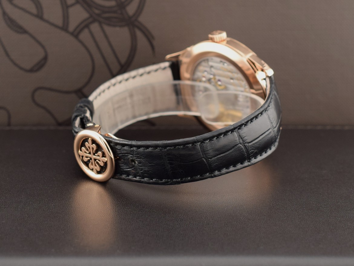 5230R-012 Rose Gold - Like new 2018