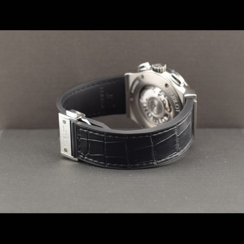 Classic Fusion Chronograph 42mm  541.NX.1171.LR  Like New