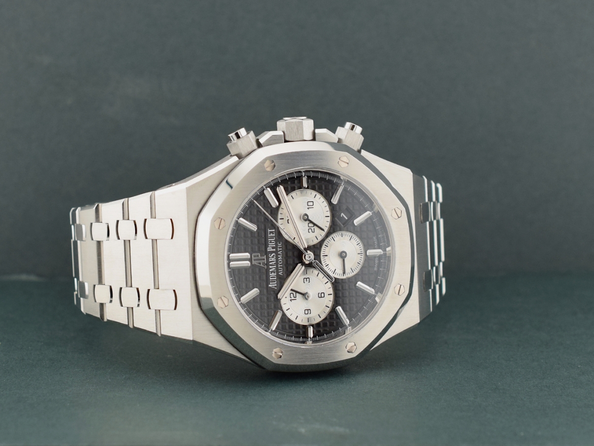 Chronograph Black Dial 26331ST Like New Full Set