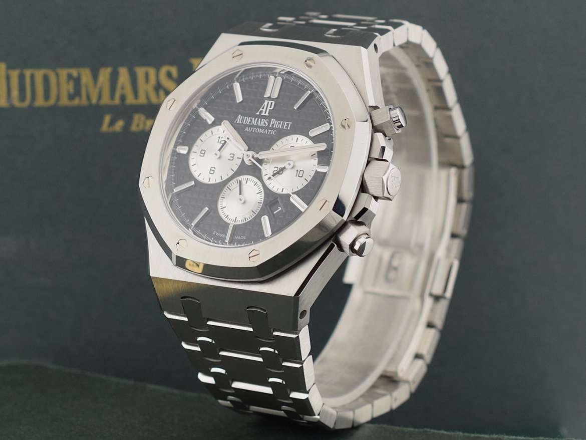 Chronograph Black Dial 26331ST Like New Full Set