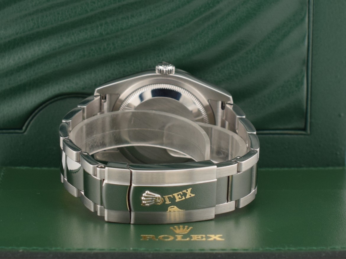 Black Jubilee Roman Dial - After Diamonds Bezel 36mm