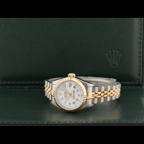 69173 White Roman Dial With Diamonds - Full Set 26mm