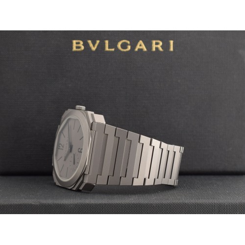 Octo Finissimo Extra Thin 40mm Automatic Titanium new