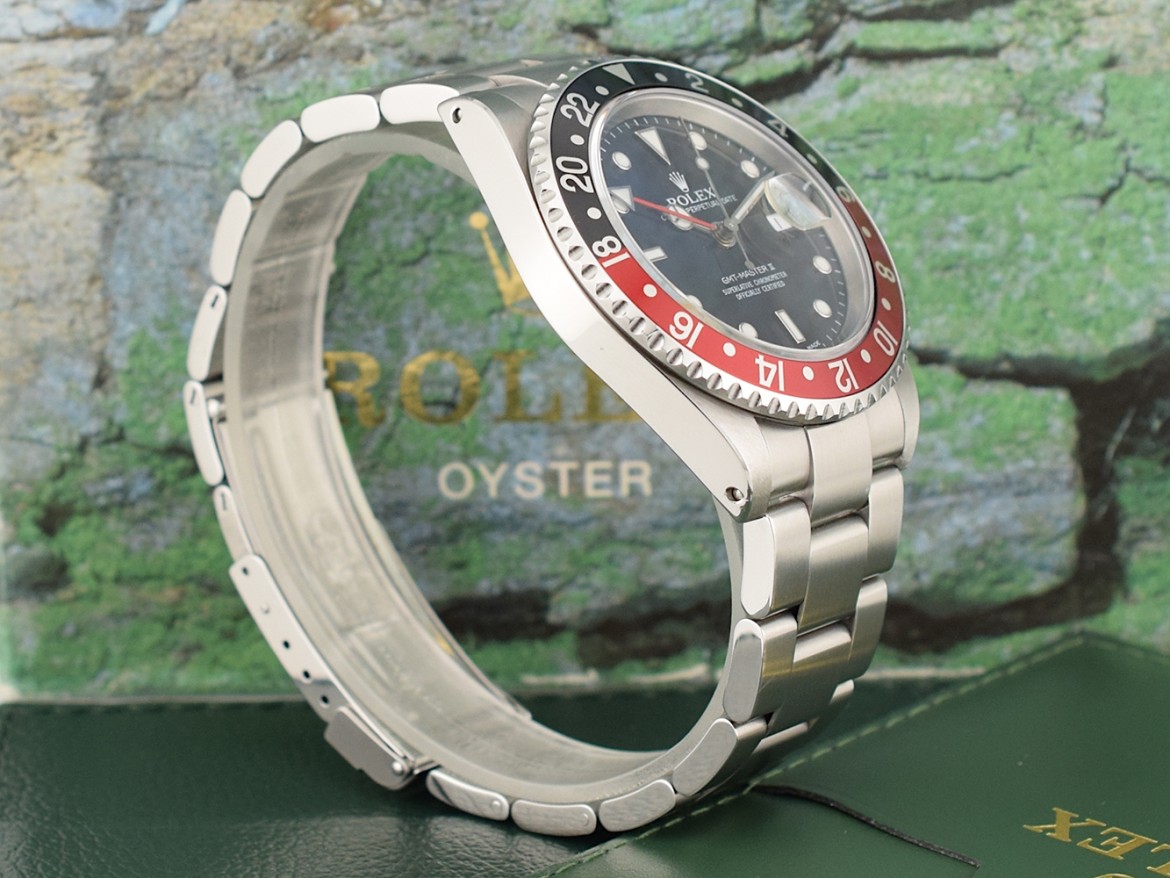 Ref. 16710 / Box & Papers 2002