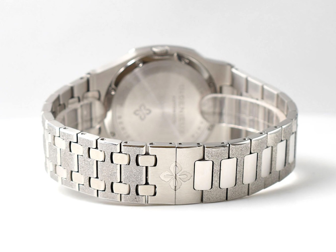 Genius Genta FROST BLACK GUILLOCHÉ DIAMOND DIAL