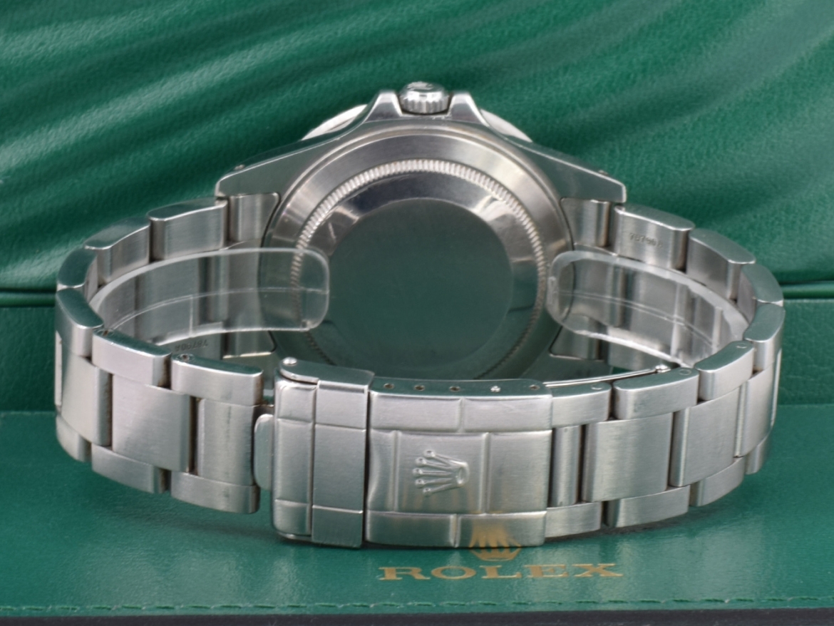 Ref. 16710 / Box & Papers 2000