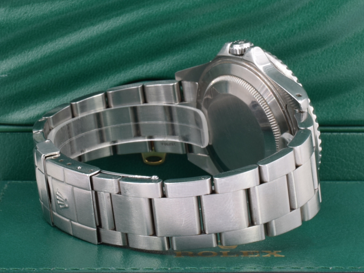 Ref. 16710 / Box & Papers 2000