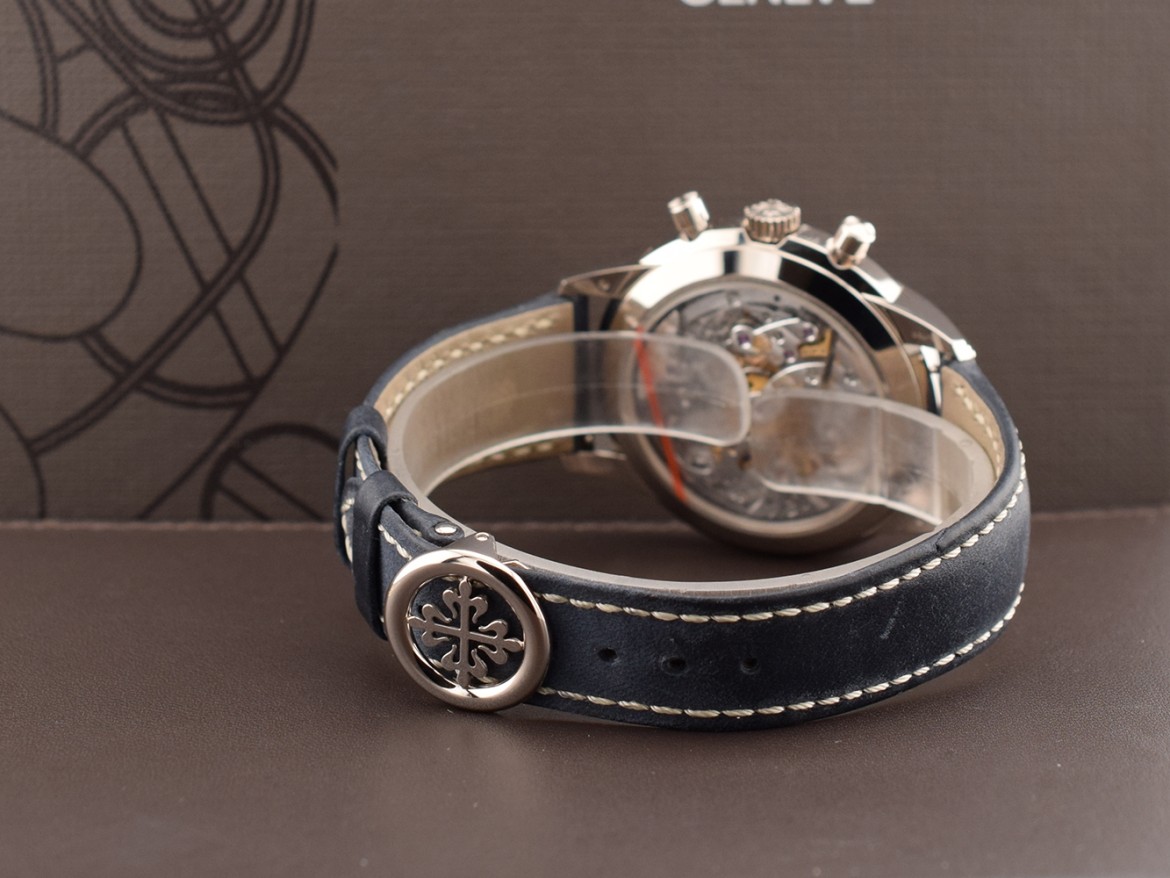 5172G-001 Chronograph White Gold Blue Dial Full Set Like New