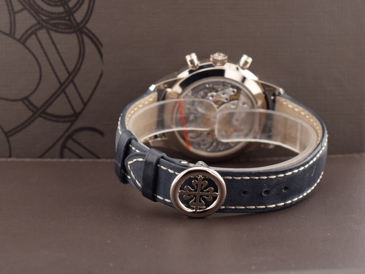 5172G-001 Chronograph White Gold Blue Dial Full Set Like New