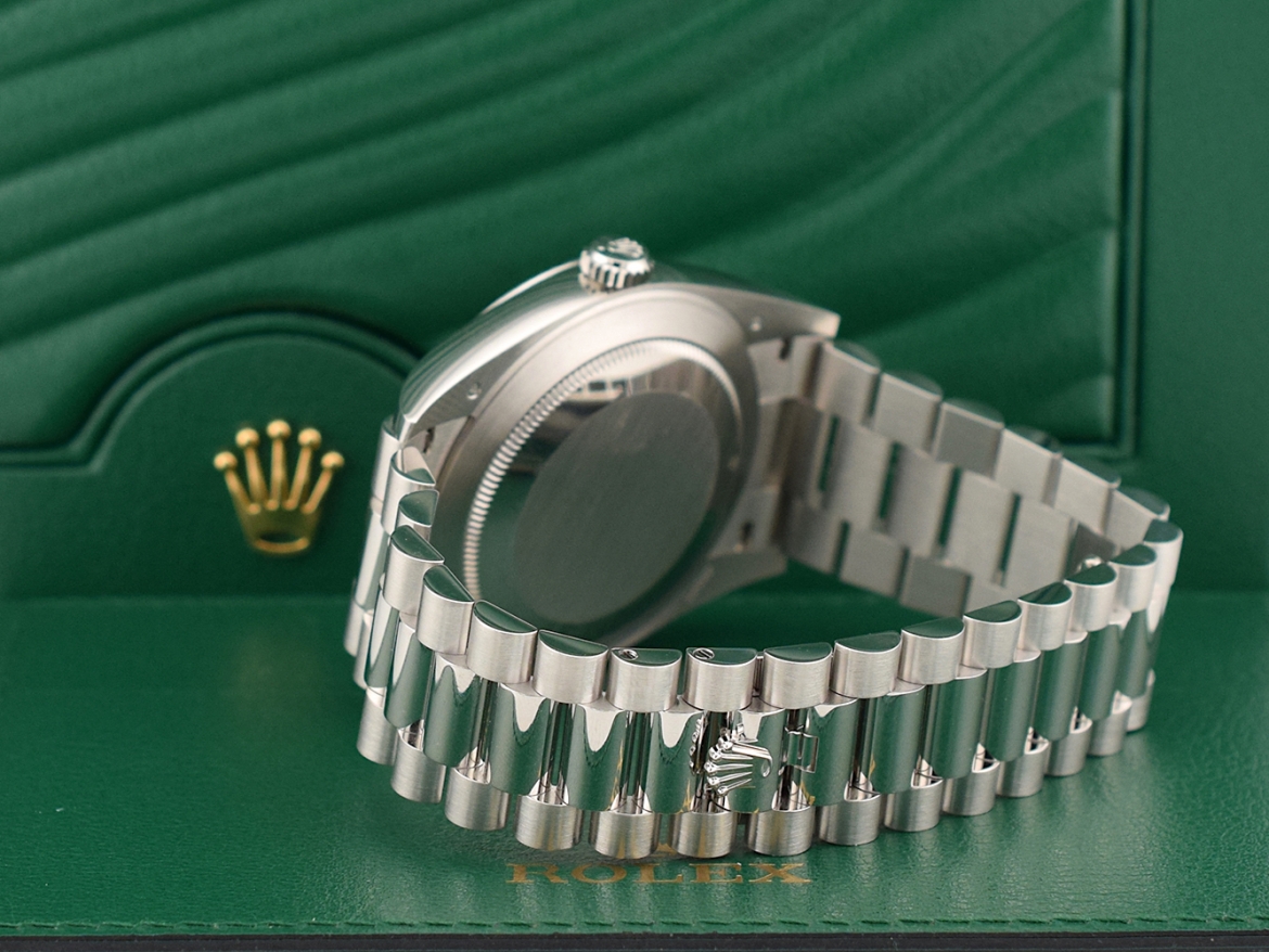 228206 Platinum & Meteorite Dial - New 2021