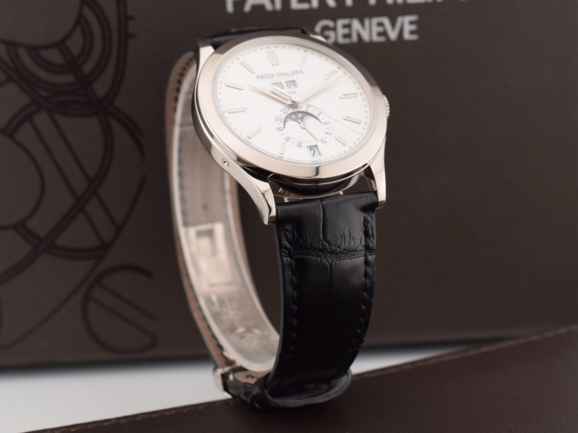 5396G-011 Annual Calendar Like new 2015 - Full Set