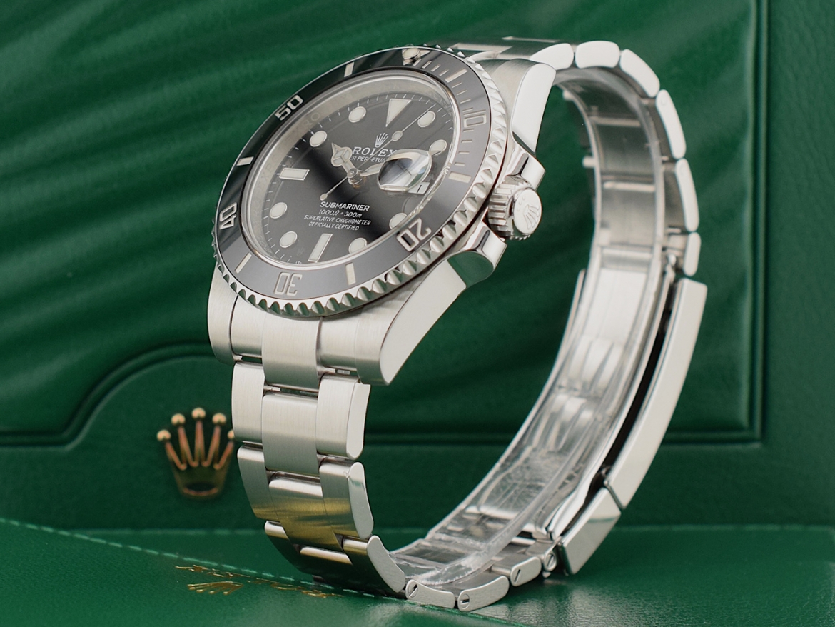 116610LN Like new 2016 - Full set