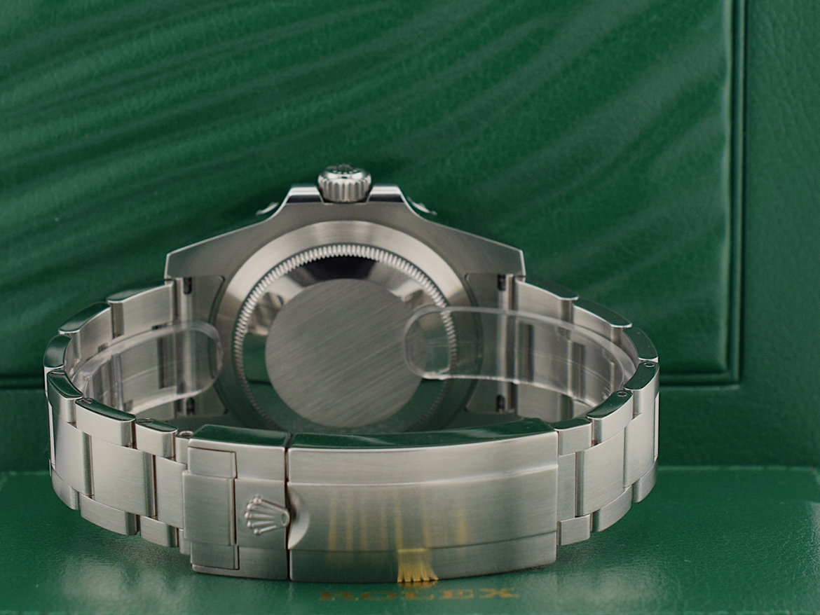 116610LN Like new 2015 - Full set